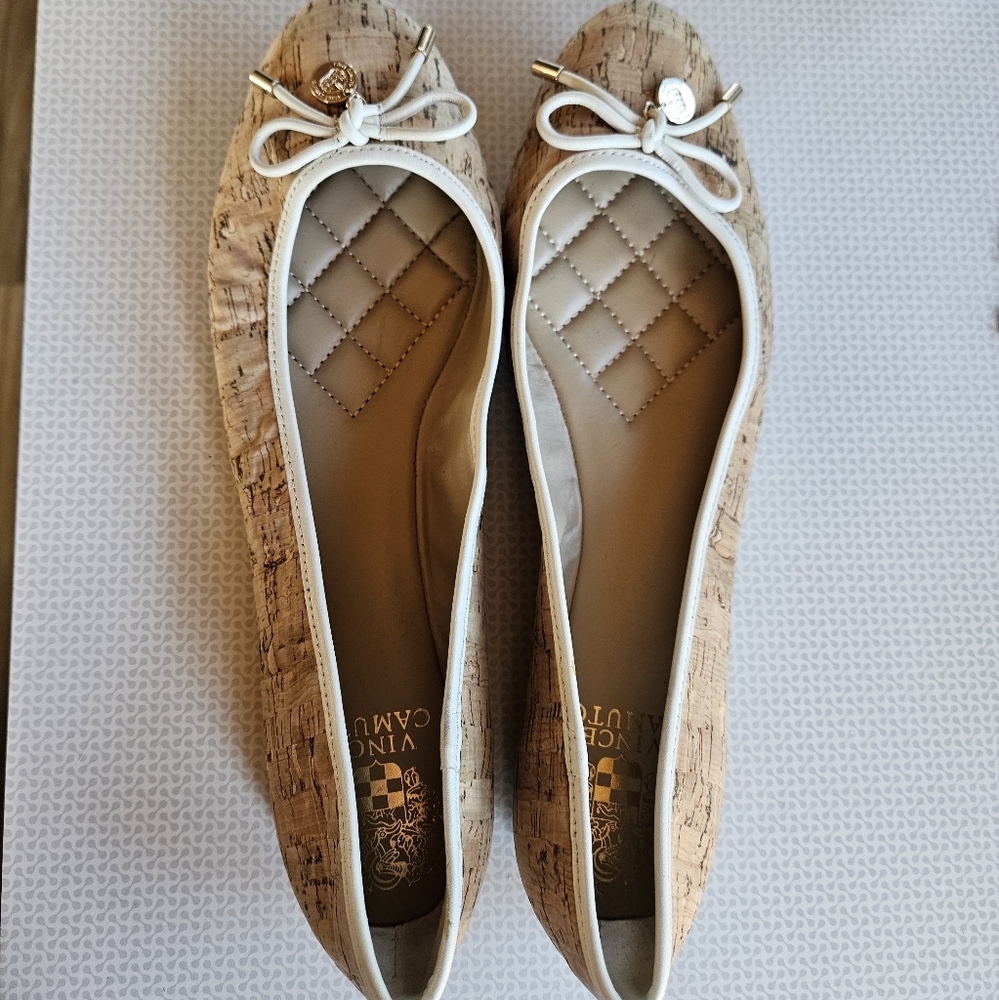 Vince Camuto flats